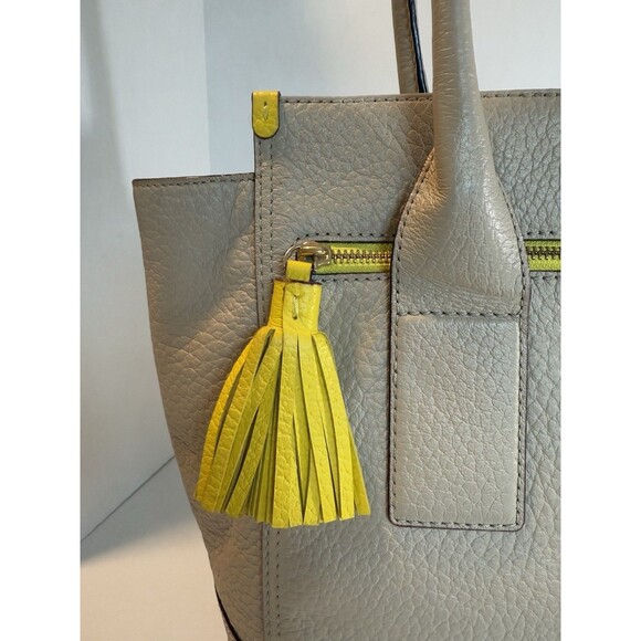 Kate Spade LARGE SOUTHPORT AVENUE LINDA LEATHER TOTE BEIGE W/YELLOW ACCENTS $448 - Picture 4 of 16